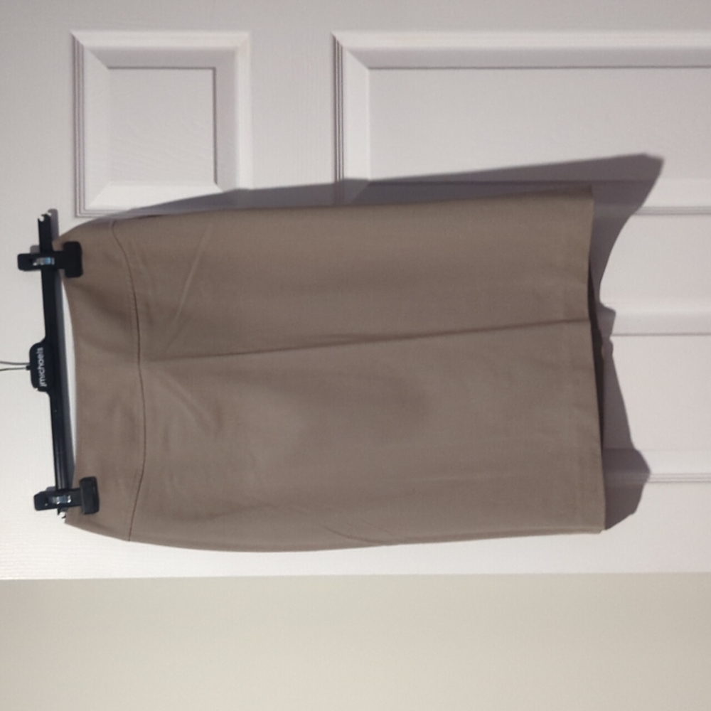 Tristan size 2 skirt